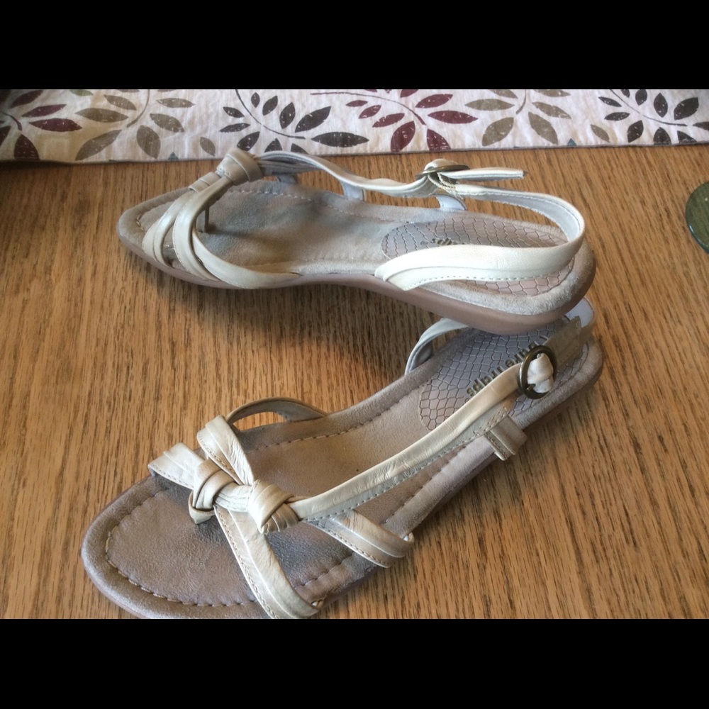 Shoes (new, never worn)